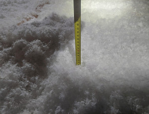 Zateplení stropu bytového domu pomocí foukané izolace